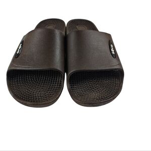 Revo Men Size XL Slides Slippers Brown Textured Footbed Casual Athleisure